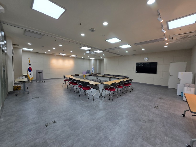 ff4c7e14cae9cffd9e1f1e8cfeba6c46_1747628